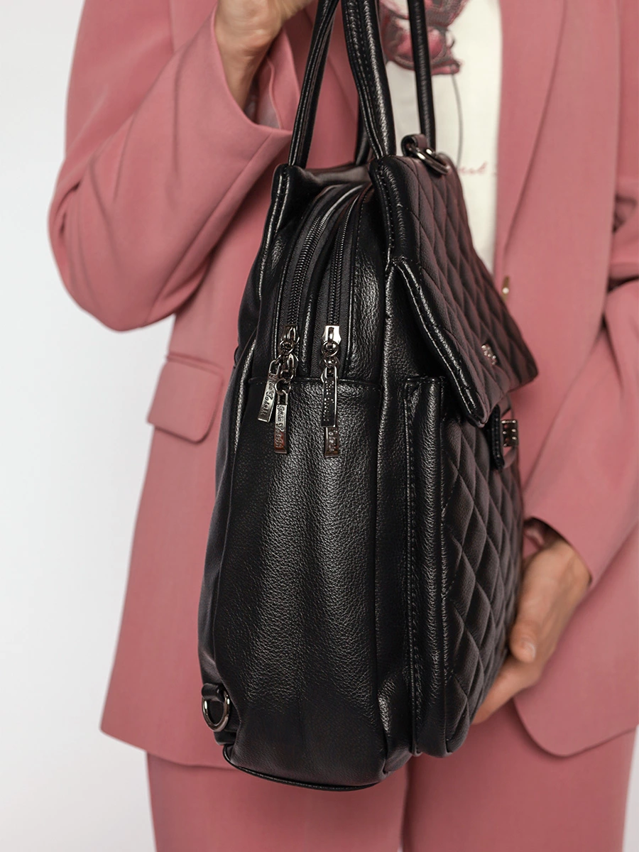 Рюкзак черного цвета со съемными лямками